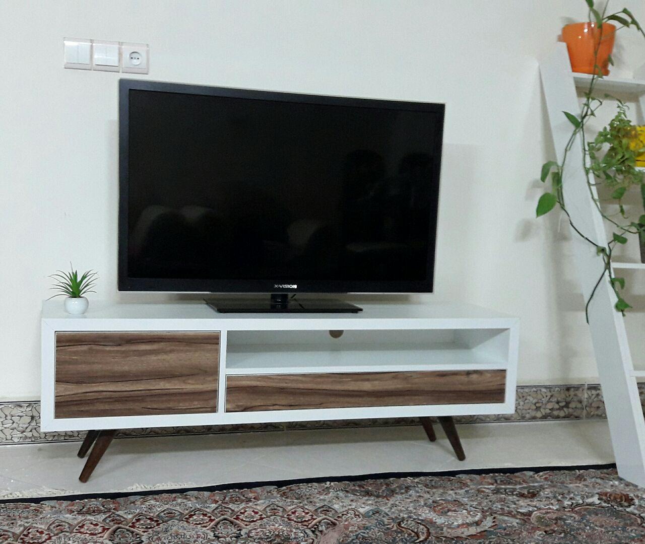 میز تلویزیون متحرک