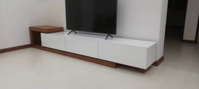 خرید میز تلویزیون هایگلاس