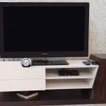 سفارش میز تلویزیون هایگلاس